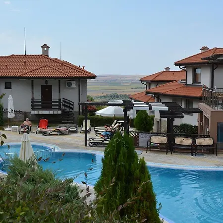 Bay View Apartment-