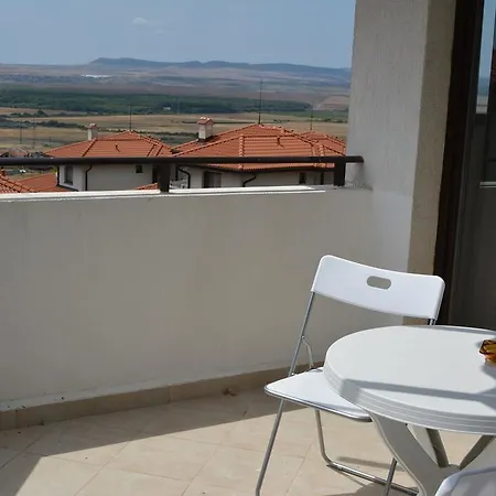 Bay View Apartment- Kosharitsa Daire *